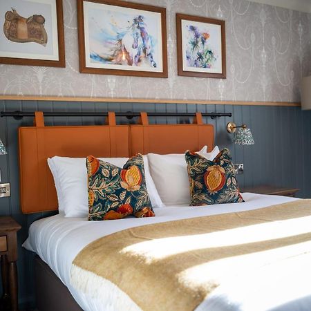 Ely Hotel By Chef & Brewer Collection 坎伯利 外观 照片